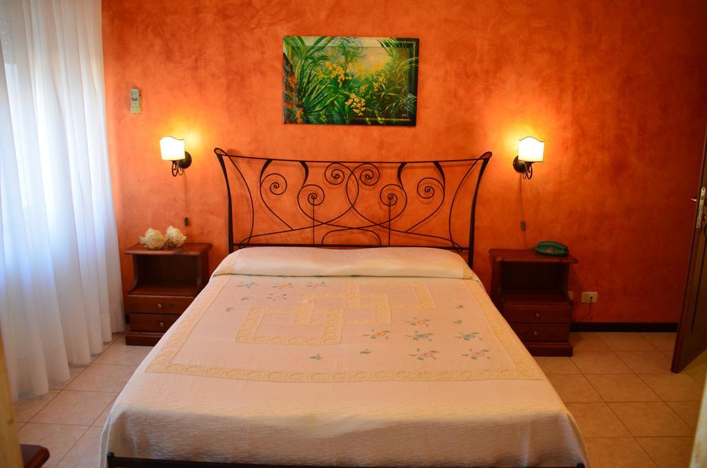 Costa Azzurra Hotel Giardini Naxos Eksteriør billede